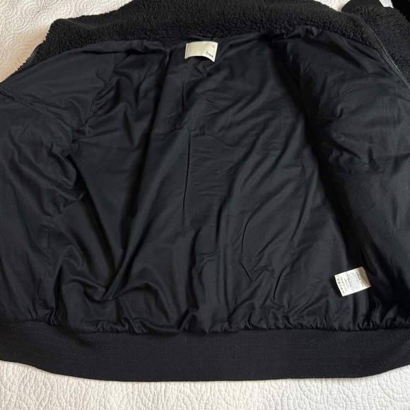 Wilfred Black Puffer Jacket - Picture 13 of 15